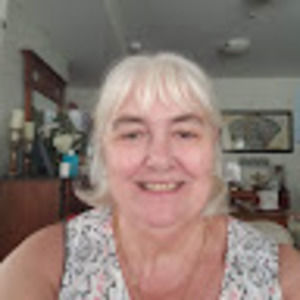 Meet your Posher, Lesley